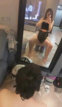 TL8718 美桃桃 骑马钻胯鞭打圣水