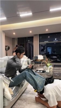 【调教视频】【零心】骑狗背黑棉袜脚狂舔 bf58508