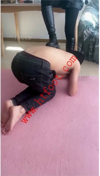 TL26743 悦女皇】踩踏舔鞋口水41分钟