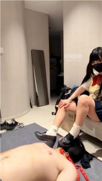 【调教视频】【瓜哥】洛丽塔妹妹白袜脚玩【完整版】 JS251224-17