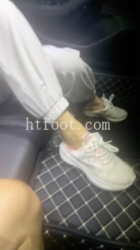 ZB10809 刘二狗-户外开发小学老师18分钟