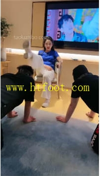 TL30087 鑫儿】好哥俩为了讨好主人反目成仇34分钟