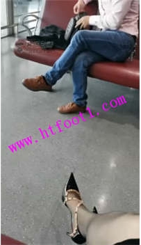 TL20249 乐姐S飞机上继续开发素人57分钟