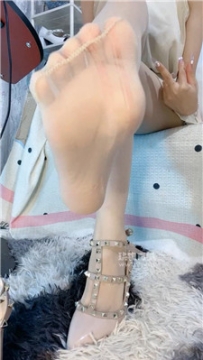 【第一视角】【苒苒】铆钉高跟白丝炸    250724-19