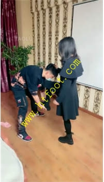 TL27258 逗逗】体力超透支花样爆骑马奴不停歇40分钟