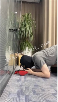 ZB6210 哆乐】女秘书调教办公室老版35分钟