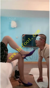 TL29415 桃妖】踩踏深厚到吐30分钟