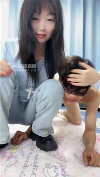 【调教视频】【林潇】近距离-脏鞋白棉袜蹂躏踩 bf55177