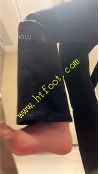 TL27482 禾未】公畜贱臀揪头耳光羞辱家奴第八弹41分钟