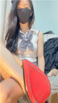 【第一视角】【代】晕机闻空姐脚    251008-39