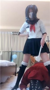 【调教视频】【黑心小魔女】JK学院风-及膝袜踩虐骑马鞭打 bf50451