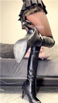 【第一视角】【酒鸽】爆吸香水靴子高跟黑丝    251205-12