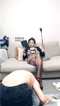 【调教视频】【艾佳大人】陪酒小妹的脚下奴 JS250121-8