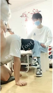 TL51249 欣欣】情侣主调教20分钟
