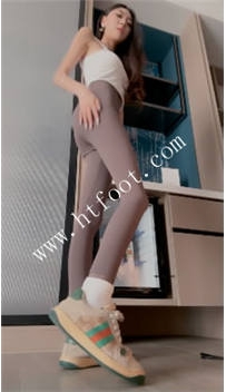 TL47646 凉子】双重棉袜黑丝控28分钟