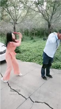 【调教视频】【白兰地】贱狗拉人力车 JS250915-27