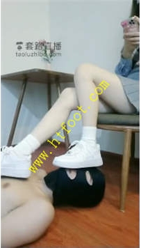 TL25543 晨希】第一次被玩的18岁小件货57分钟