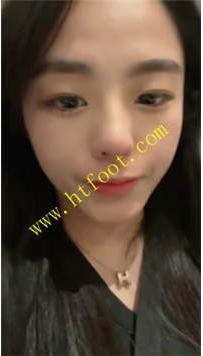 TL26403 不知名美女】躺着张嘴接圣水12分钟