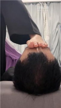 【调教视频】【青年GaGa】素人小姐姐玉足踩狗脸 JS250903-16