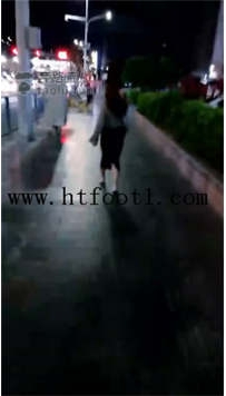 TL19678 梵高M给路人纹身女磕头大庭广众刺激34分钟