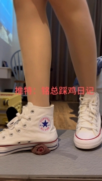 帆布鞋肉丝隔板踩鸡鞋交吐奶