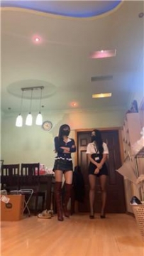 【调教视频】【伊晨】双S-素人首调-回家虐狗笼里的奴 bf49399