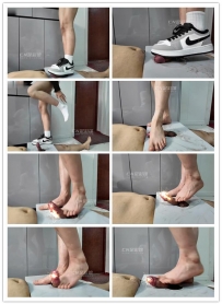 【精神小妹】十一月最新隔板踩DD吐奶17分