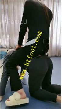 TL27284 清见】耳光SP舔脚圣水骑马鞭打61分钟