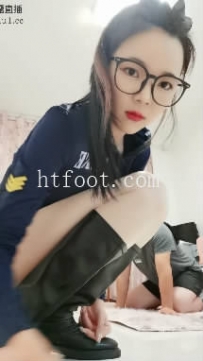 ZB8859 皮皮】提档口水长靴虐25分钟