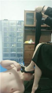 【调教视频】【诗恩大大】脏鞋美腿恋足舔 JS250528-8