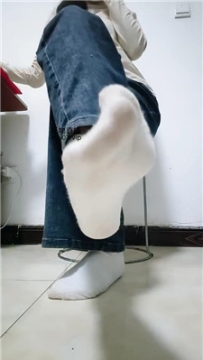 【第一视角】【杪杪】内裤白袜灯    250302-15