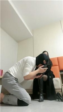【调教视频】【琳达】御姐S黑丝高跟踩虐 bf50276