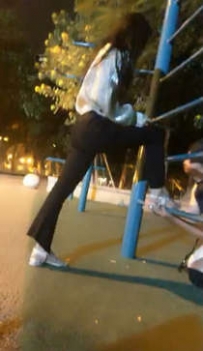 TL10490 贝蒂 超刺激户外：公园调教被保安路人发现（真实）