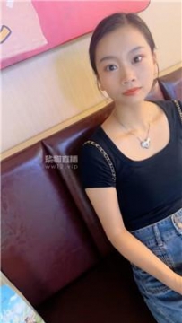 【调教视频】【刘二狗】白袜脚捂脸窒息-鞭打耳光 JS250820-4