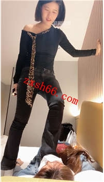 TLZB26301甜味药丸-踩脖窒息狠踩玩弄母狗30分