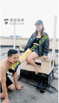 TL22580 刘二狗】天台舔鞋舔脚极度羞辱25分钟