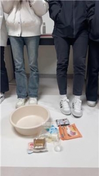 【调教视频】【足彩馆】超多学生妹踩踏喂食 JS251005-40