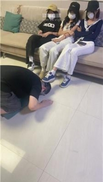 【调教视频】【CN足彩馆】3S学生主-坐脸窒息 bf57100