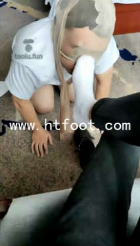 TL12823 Welldoer 学生马丁靴 丝袜套头狗【56分钟】