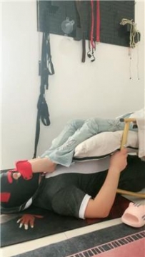 【调教视频】【五公主】无意识-素人-恋足舔 JS250528-2