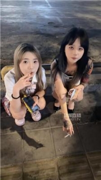 【调教视频】【Jony Z】多名素人精神小妹群调群虐 bf58064