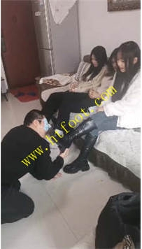 TL34095  与精神小妹的那些事】三女神露脸发泄26分钟