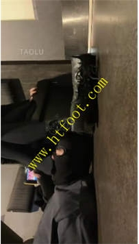 TL26740 日本小刚】素人美女在歌厅的悠闲时光但是小刚惨了66分钟