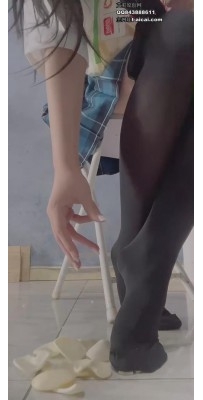 【小熏】多场景踩踏薯片合集 YC-251019-2