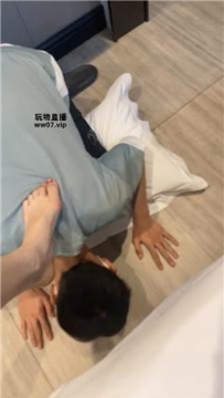 【调教视频】【沐沐】磕头求舔小妹玉足 JS250519-32
