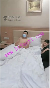 TL20655 故梦琉璃S妻子约女王来调教他老婆29分钟