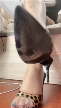 【第一视角】【咬猫】守灵你妈死了哭丧早些    251017-36