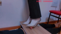 朵朵吖 裤里丝透明高跟白丝挖洞足交吐奶