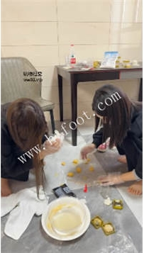 TL49499 精神小妹】脚汗月饼35分钟