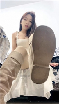 【第一视角】【菲菲】脏靴肉丝黑丝盯S    260128-7